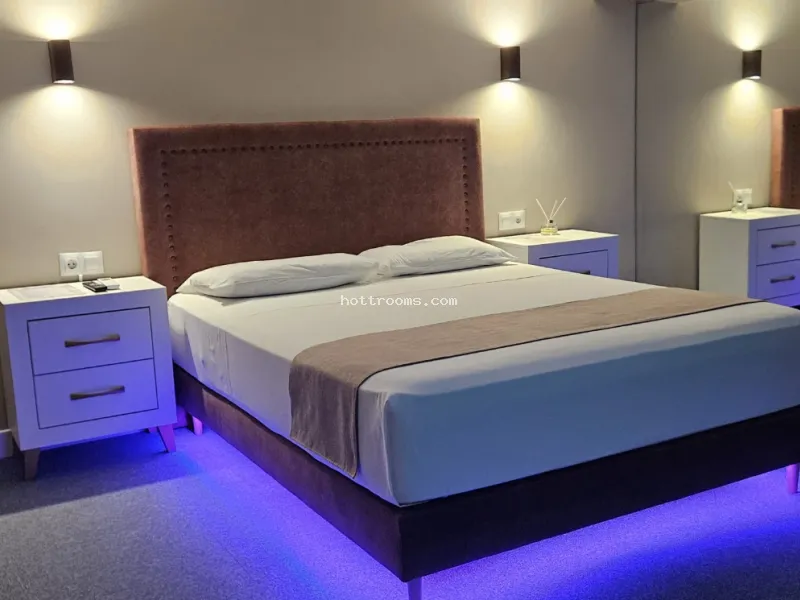 Habitación Tenerife en Rooms Luxury Madrid