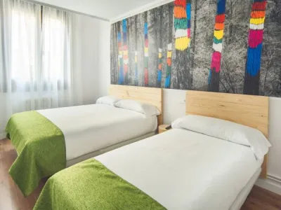 Habitación Triple en Casual Serantes